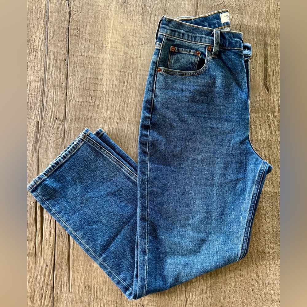 Abercrombie & Fitch Ankle Straight Ultra High Rise Curve Love Jean